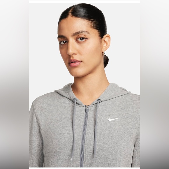 Nike Dri-FIT One
Women's Full-Zip French Terry Hoodie - Picture 9 of 10